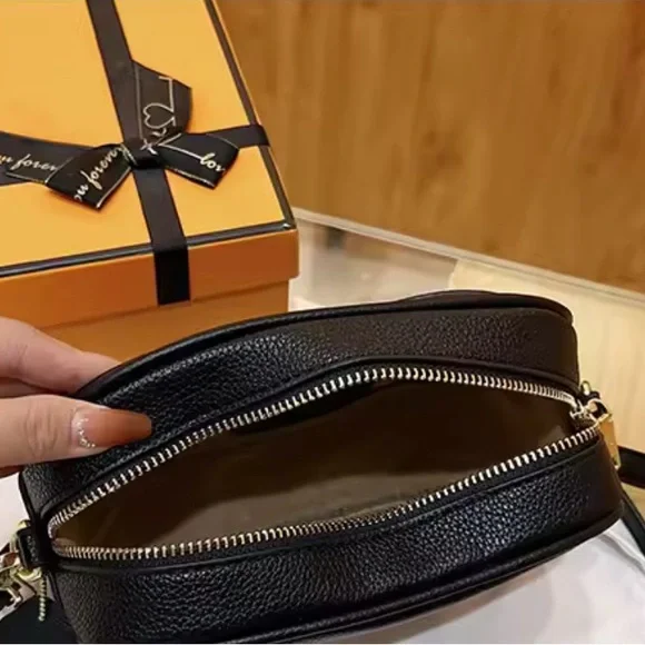 Brand new Coach Black Crossbody Bag - Picture 10 of 11